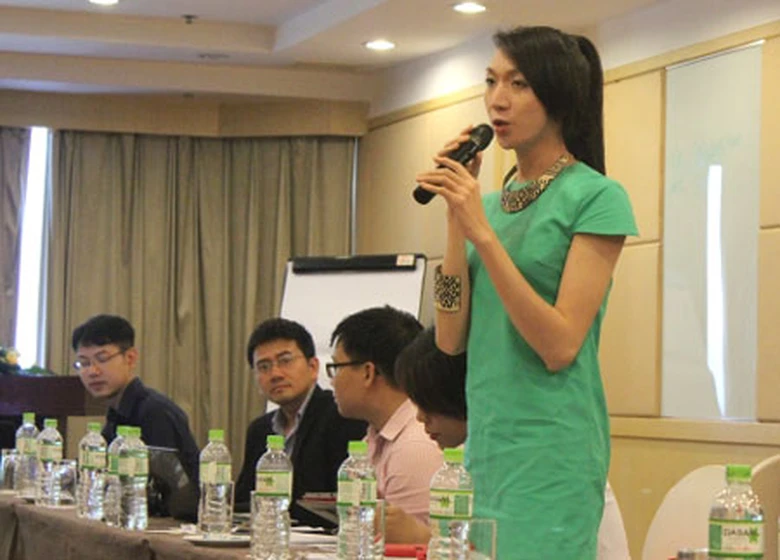 Một người chuyển giới từ nam sang nữ b&agrave;y tỏ mong muốn x&atilde; hội sẽ c&oacute; c&aacute;i nh&igrave;n bao dung hơn