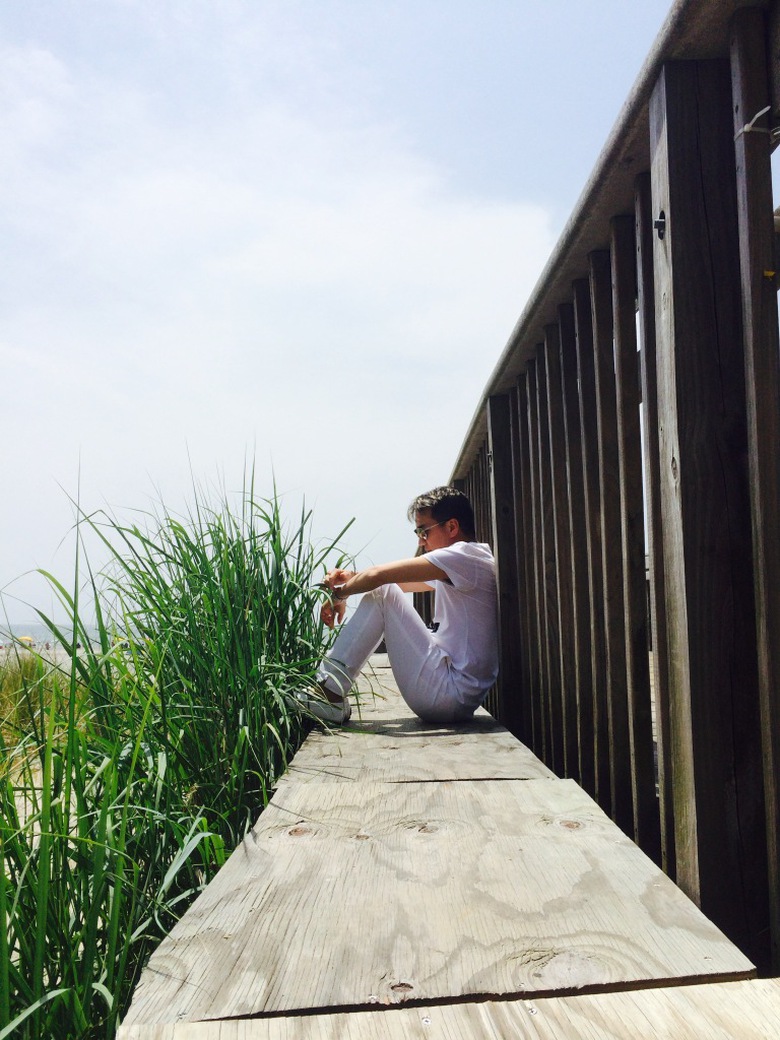  Những ng&agrave;u đầu ti&ecirc;n tại Mỹ, Mr Đ&agrave;m đ&atilde; d&agrave;nh thời gian đi thăm th&uacute; nhiều nơi tại đ&acirc;y, anh chia sẻ, th&iacute;ch th&uacute; nhất trong chuyến đi lần n&agrave;y l&agrave; được ở tại một kh&aacute;ch sạn nổi tiếng trong khu Beverly Hill của Hollywood, đ&acirc;y l&agrave; kh&aacute;ch sạn nổi tiếng g&oacute;p phần th&agrave;nh c&ocirc;ng trong bộ phim kinh điển Pretty Woman (Người Đ&agrave;n B&agrave; Đẹp) với sự g&oacute;p mặt của hai diễn vi&ecirc;n gạo cội Julia Robert v&agrave; Richard Gere. 