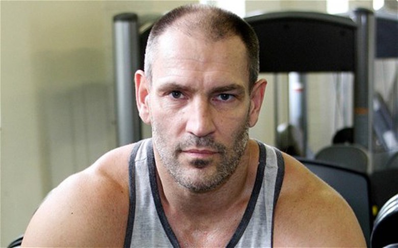 Dave Legeno l&agrave; một diễn vi&ecirc;n người Anh v&agrave; l&agrave; một v&otilde; sĩ