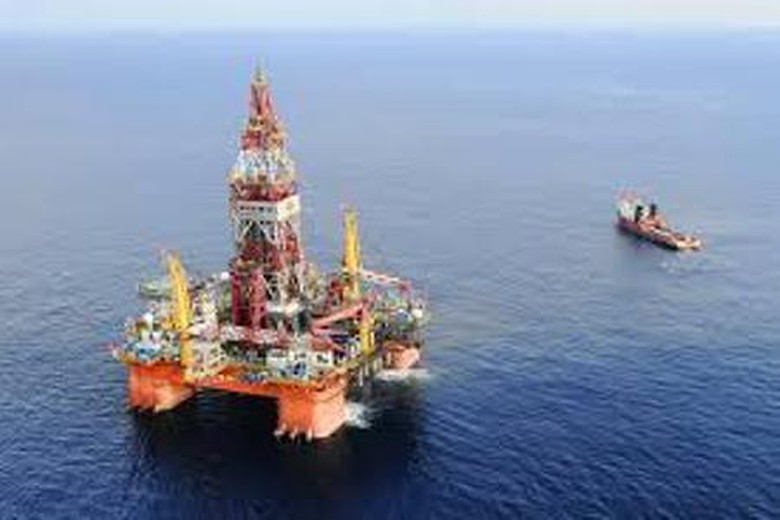 M&aacute;y bay Trung Quốc thường xuy&ecirc;n bay lượn tr&ecirc;n khu vực t&agrave;u Việt Nam hoạt động gần gi&agrave;n khoan Hải Dương-981