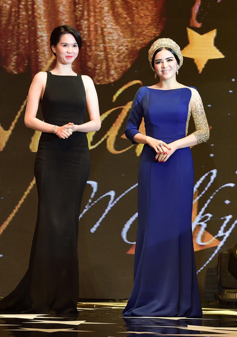 Ngọc Trinh cũng từng đ&aacute; đểu đ&agrave;n chị