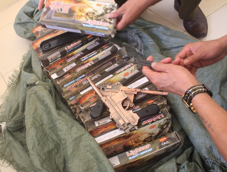 Số s&uacute;ng bị lực lượng chức năng ph&aacute;t hiện v&agrave; tịch thu