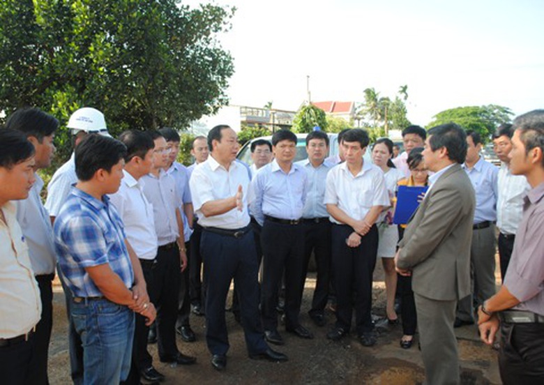 Thứ trưởng chỉ đạo nh&agrave; đầu tư Quang Đức phải đẩy mạnh thi c&ocirc;ng bảo đảm tiến độ theo quy định