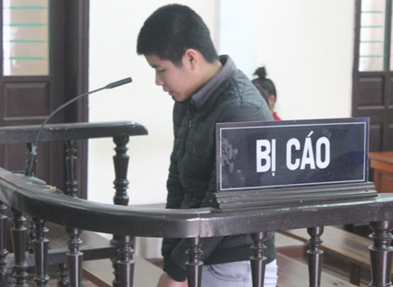 Trần Ngọc Qu&acirc;n trước v&agrave;nh m&oacute;ng ngựa (Ảnh: D&acirc;n Tr&iacute;)