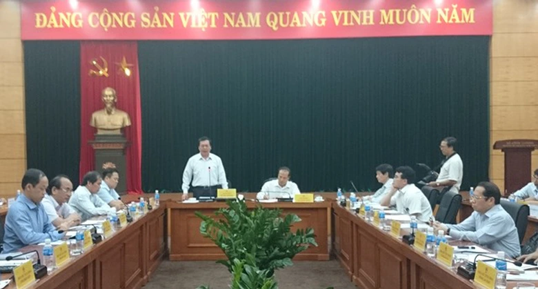 Ng&agrave;y 6/8, đại diện nhiều bộ ng&agrave;nh v&agrave; 38 địa phương c&oacute; dự &aacute;n thủy điện đ&atilde; tham gia cuộc họp do Bộ C&ocirc;ng thương chủ tr&igrave;