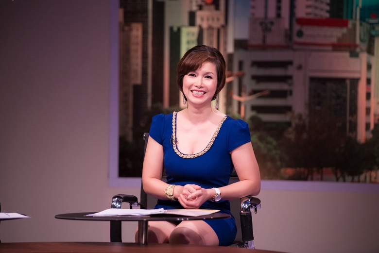  Ở tuổi 43, B&ugrave;i B&iacute;ch Phương vẫn giữ được vẻ trẻ trung, qu&yacute; ph&aacute;i.