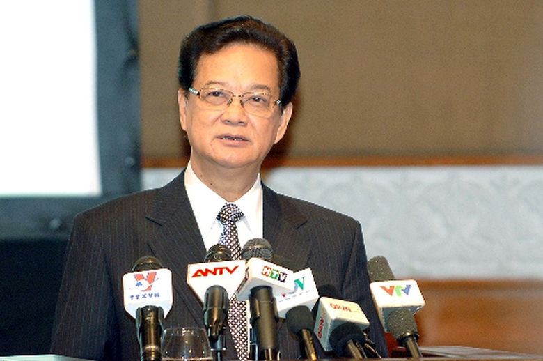 Thủ tướng ph&aacute;t biểu tại hội nghị s&aacute;ng nay (12.8)