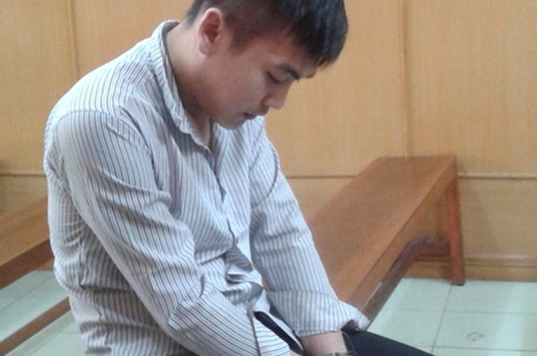 Bị c&aacute;o Tuấn tại phi&ecirc;n x&eacute;t xử ng&agrave;y 13/8. 