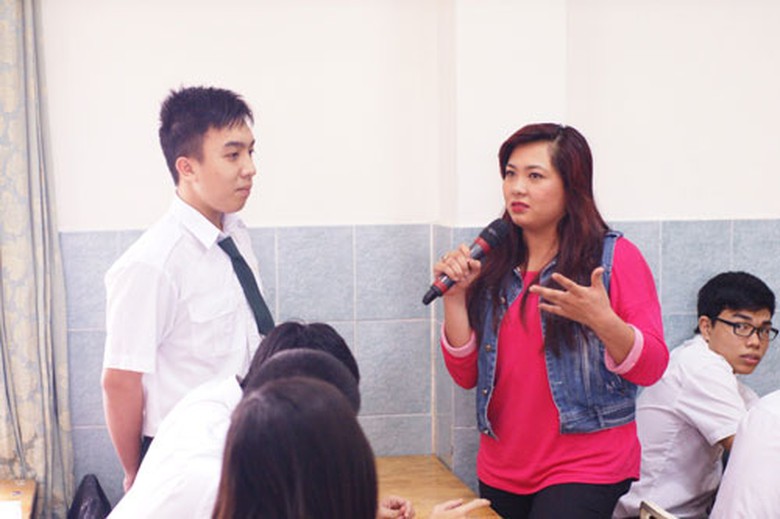 Hiện tại, Minh Th&ugrave;y đ&atilde; ch&iacute;nh thức 