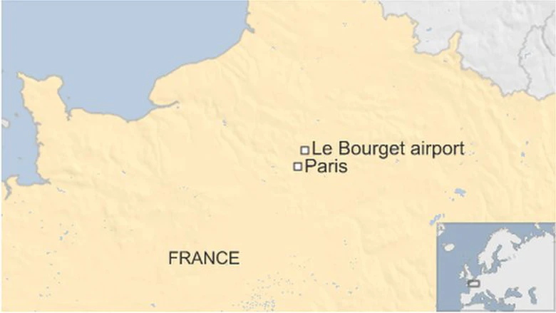 Chiếc xe bị cướp khi đang tr&ecirc;n đường tời s&acirc;n bay Le Bourget 