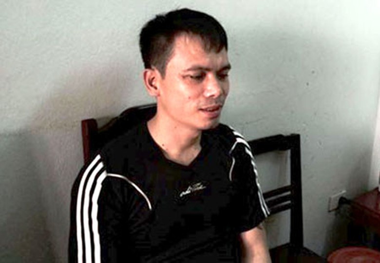 Đối tượng Tr&igrave;u tại cơ quan c&ocirc;ng an