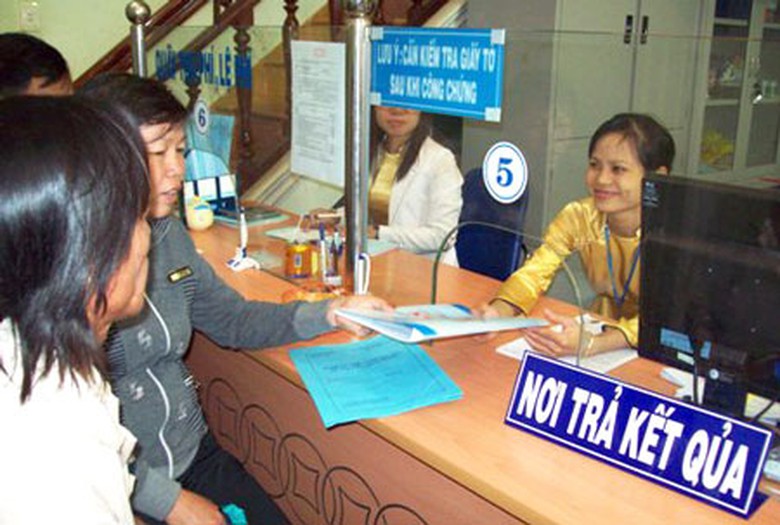 Nhiều người d&acirc;n c&ograve;n chưa h&agrave;i l&ograve;ng với dịch vụ c&ocirc;ng