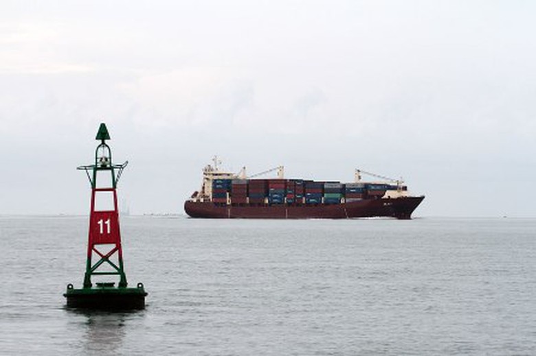 Quy định mới gi&uacute;p ngăn ngừa ti&ecirc;u cực, gian lận trong lĩnh vực nạo v&eacute;t luồng h&agrave;ng hải