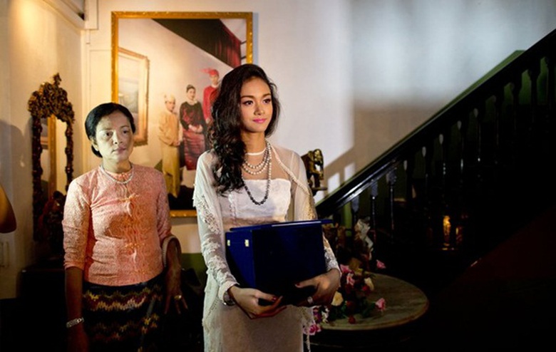 Người đẹp cho biết c&ocirc; sẽ trả lại vương miện nếu BTC xin lỗi