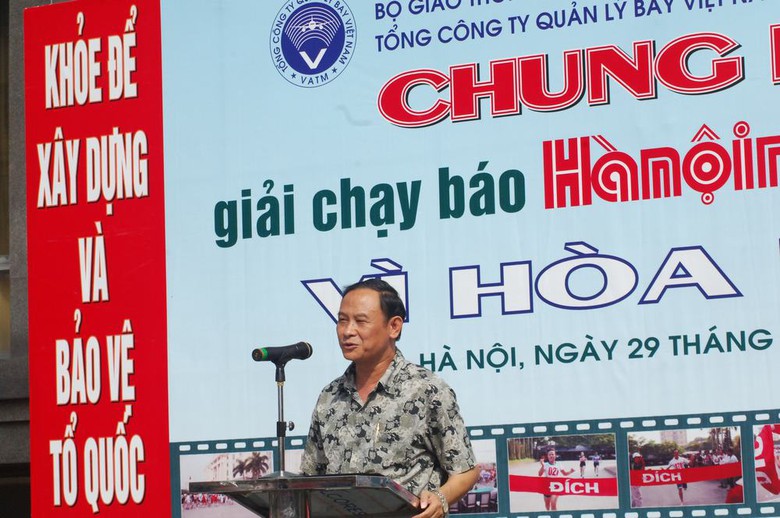 PCT C&ocirc;ng đo&agrave;n TCT Quản l&yacute; bay Việt Nam ph&aacute;t biểu khai mạc v&ograve;ng chung kết