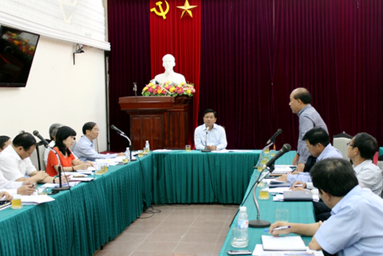 Bộ trưởng y&ecirc;u cầu Cục H&agrave;ng hải Việt Nam v&agrave; c&aacute;c nh&agrave; thầu điều th&ecirc;m nh&acirc;n lực, m&aacute;y m&oacute;c v&agrave;o để đẩy nhanh tiến độ dự &aacute;n.