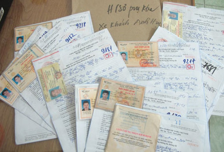 Một số bi&ecirc;n bản xử phạt xe kh&aacute;ch Anh Huy - Đất Cảng