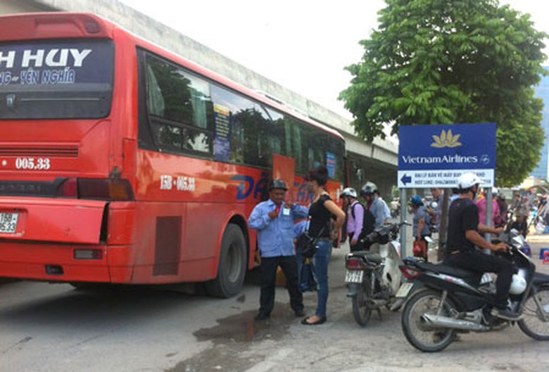 Nh&agrave; xe Anh Huy - Đất Cảng khẳng định sẽ kh&ocirc;ng c&ograve;n cảnh đ&oacute;n trả kh&aacute;ch tr&aacute;i quy định như thế n&agrave;y (chụp ng&agrave;y 8/9)