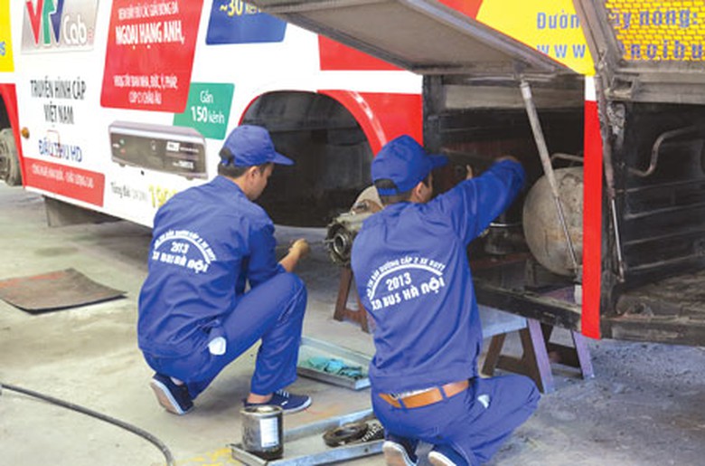 Xe bu&yacute;t được kiểm tra, đảm bảo an to&agrave;n trước khi ra đường