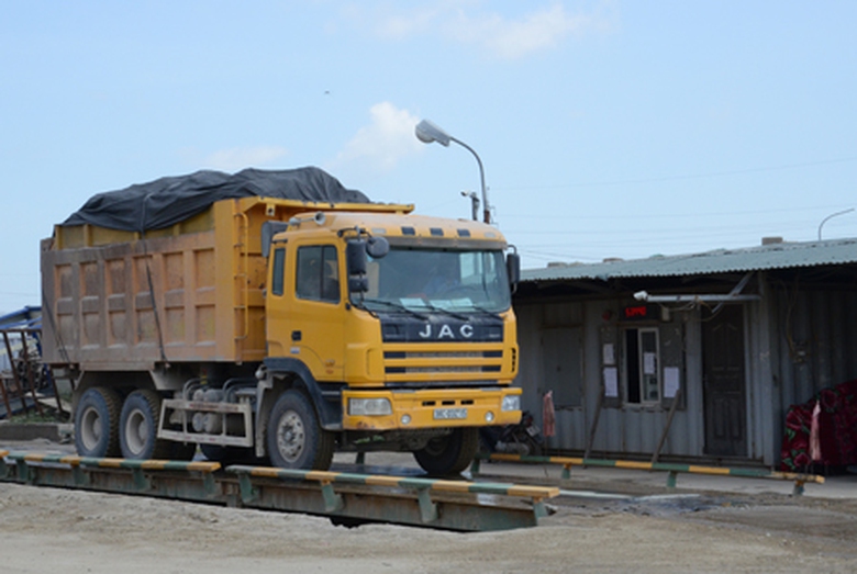 PV đ&atilde; đột nhập v&agrave;o b&agrave;n c&acirc;n của doanh nghiệp