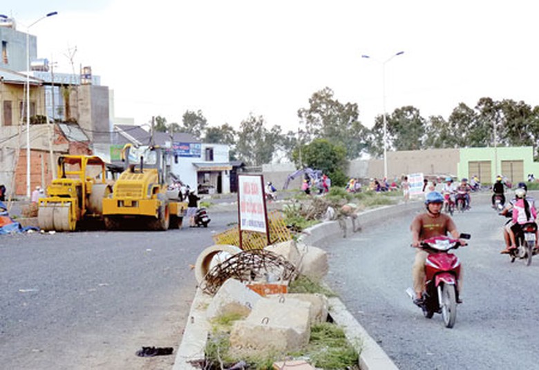 Đoạn cuối QL51 (đường B&igrave;nh Gi&atilde; cũ) vẫn đang giậm ch&acirc;n tại chỗ