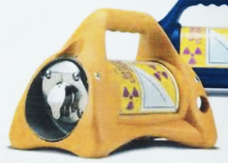 Thiết bị chứa ph&oacute;ng xạ bị thất lạc