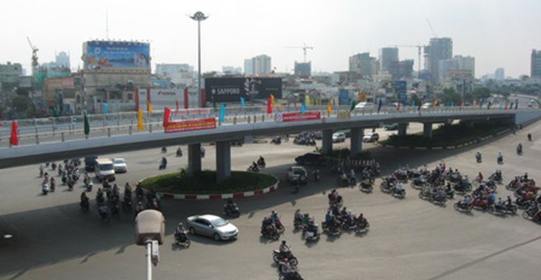CII kiến nghị x&acirc;y dựng đường hầm thay v&igrave; x&acirc;y th&ecirc;m một cầu vượt song song tại ng&atilde; tư Thủ Đức