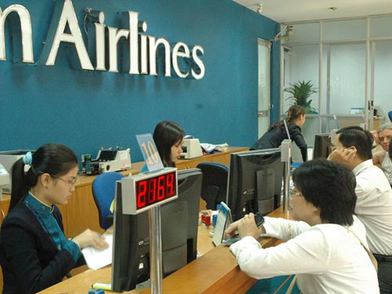 C&aacute;c chuyến bay của h&atilde;ng h&agrave;ng kh&ocirc;ng Air France bị hủy h&agrave;ng loạt, g&acirc;y ảnh hưởng đến việc đi lại của h&agrave;nh kh&aacute;ch, trong đ&oacute; c&oacute; h&agrave;nh kh&aacute;ch của Vietnam Airlines