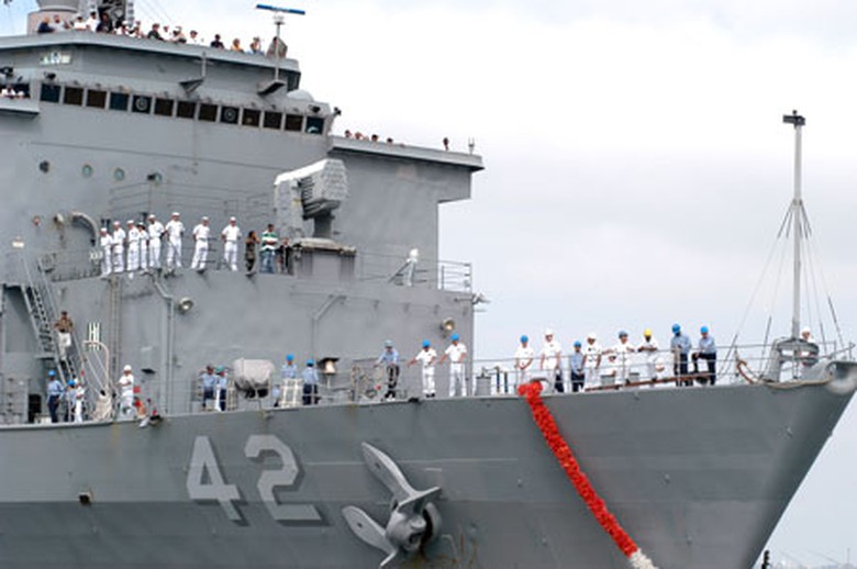 T&agrave;u chiến USS Germantown