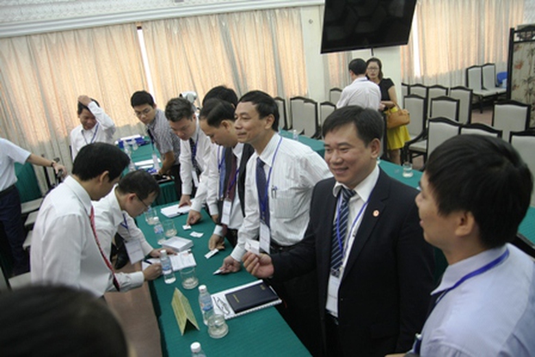 C&aacute;c th&iacute; sinh l&agrave;m thủ tục chuẩn bị thi