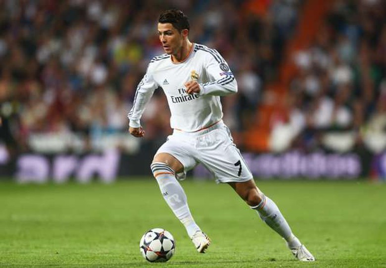 Ronaldo c&oacute; mức ph&iacute; giải ph&oacute;ng hợp đồng l&ecirc;n tới 1 tỷ euro
