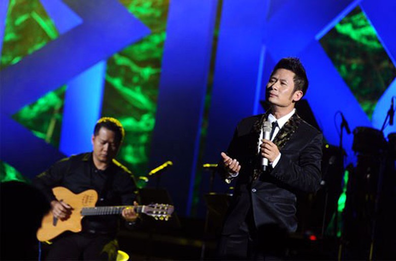 Bằng Kiều về nước ca h&aacute;t v&agrave; đ&oacute;ng phim