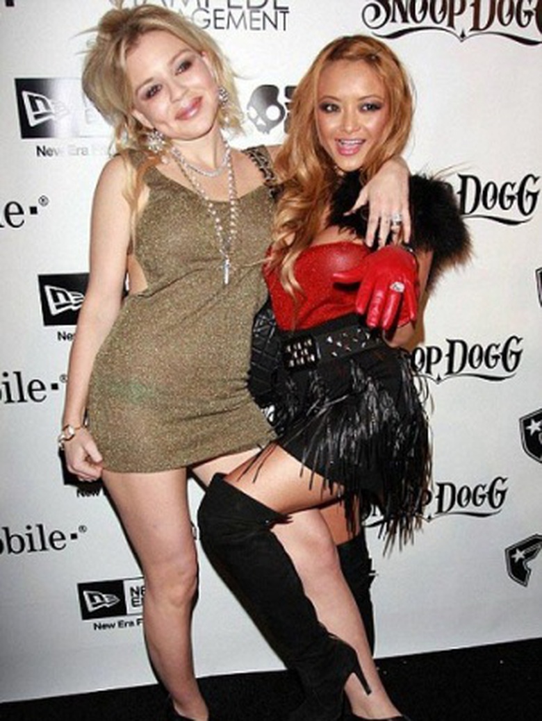 Tila Tequile v&agrave; người t&igrave;nh đồng t&iacute;nh Casey Johnson