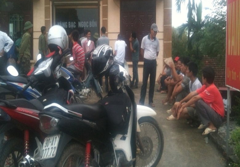 Hiện trường nơi xảy ra vụ cướp tiệm v&agrave;ng