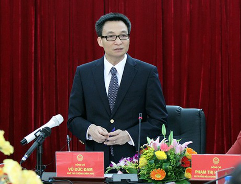 Ph&oacute; Thủ tướng Vũ Đức Đam ph&aacute;t biểu trong buổi l&agrave;m việc với Bộ LĐ - TB & XH ng&agrave;y 28.10 - ảnh VGP