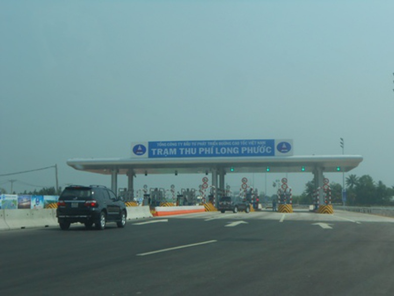 Cho ph&eacute;p tăng tốc độ phương tiện tr&ecirc;n đường cao tốc nhằm khai th&aacute;c hiệu quả