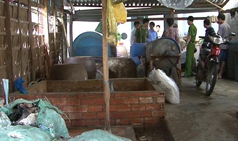 Cơ sở chế biến phụ phẩm tr&acirc;u th&agrave;nh thực phẩm của b&agrave; Chan