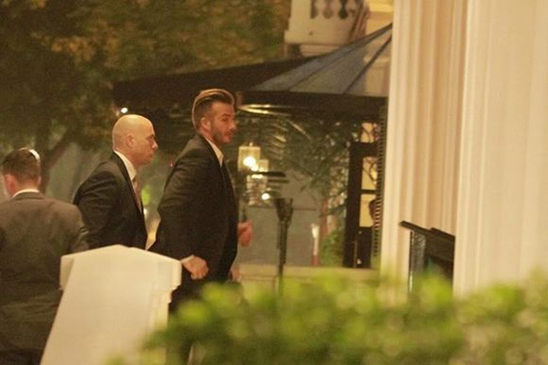 Beckham tới tr&uacute; ch&acirc;n tại kh&aacute;ch sạn Metropole