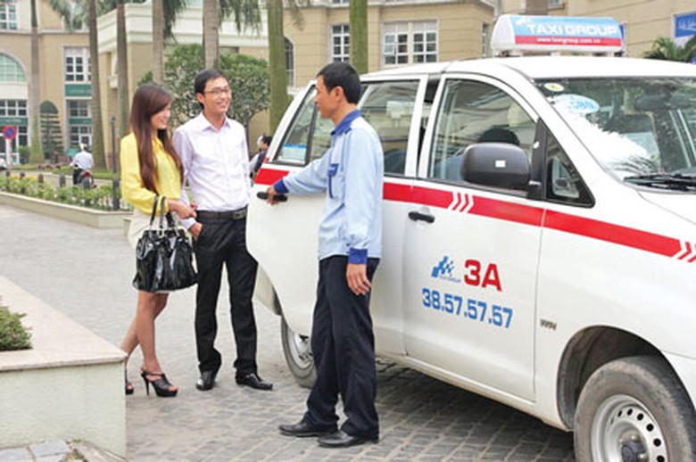 Từ 7/10, Taxi Group giảm 300 đồng/km từ l&uacute;c mở cửa đến km thứ 30
