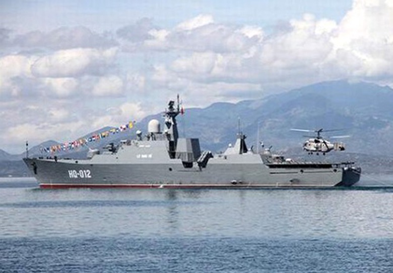 T&agrave;u hộ tống HQ-012 L&yacute; Th&aacute;i Tổ 