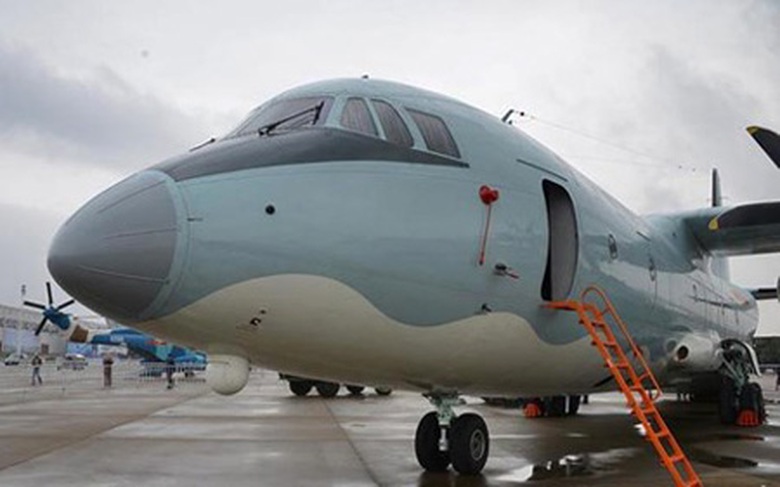 M&aacute;y bay vận tải Y-9 Trung Quốc