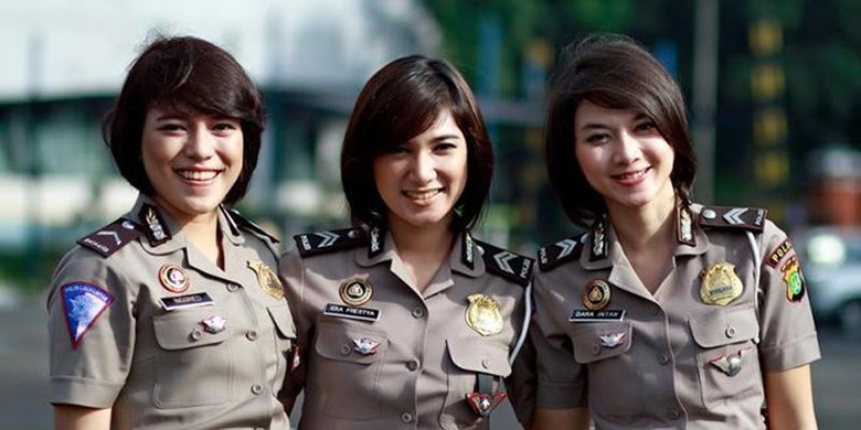 C&aacute;c nữ cảnh s&aacute;t xinh đẹp của Indonesia