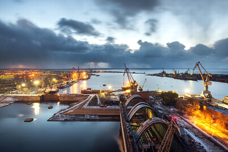 Đ&acirc;y được xem l&agrave; xưởng đ&oacute;ng t&agrave;u ngầm lớn nhất thế giới