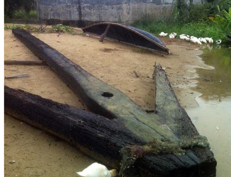 Chiếc mỏ neo cổ khổng lồ được Bảo t&agrave;ng lịch sử c&aacute;ch mạng Thừa Thi&ecirc;n Huế mua lại.