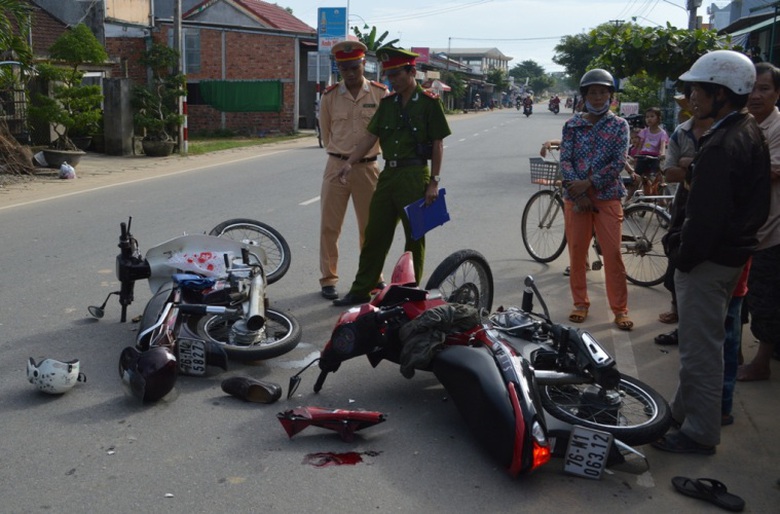 Hiện trường vụ TNGT nghi&ecirc;m trọng