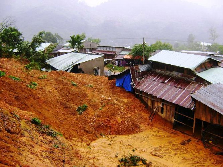 C&aacute;c tỉnh miền n&uacute;i cần đề ph&ograve;ng sạt lở do mưa lớn, lũ qu&eacute;t