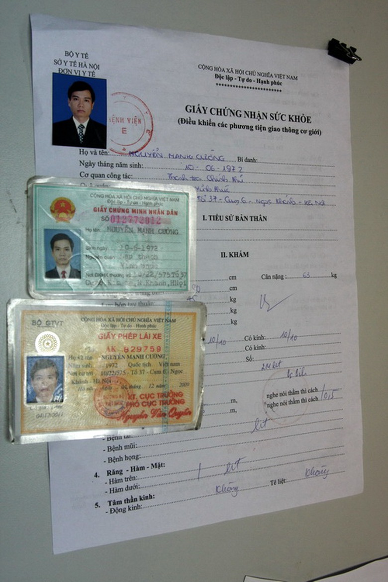 Thủ tục mang theo chỉ cần Giấy kh&aacute;m sức khoẻ, CMND v&agrave; GPLX cũ