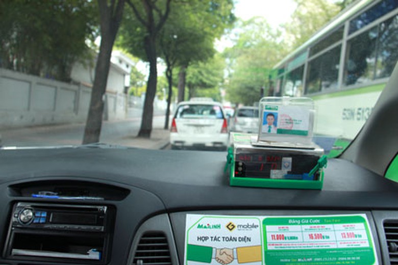 Phần lớn c&aacute;c h&atilde;ng taxi tr&ecirc;n địa b&agrave;n TPHCM đều k&ecirc; khai gi&aacute; cước mới