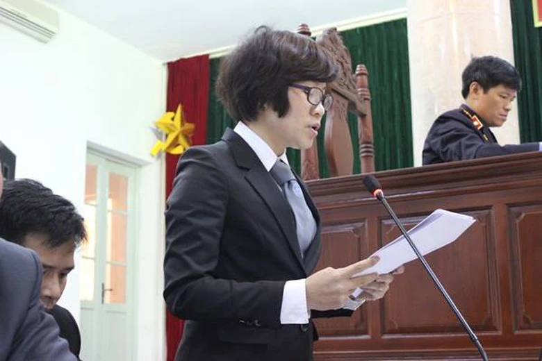 Luật sư Chu Thị Trang V&acirc;n phản đối việc thay đổi khung h&igrave;nh phạt đối với Nguyễn Mạnh Tường v&igrave; cho rằng kh&ocirc;ng c&oacute; cơ sở.
