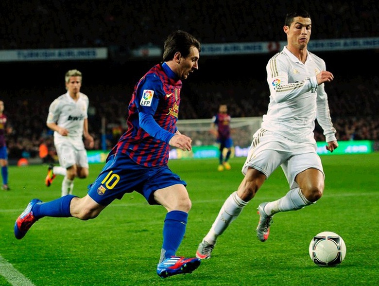 Hiệu suất ghi b&agrave;n của Ronaldo khủng hơn Messi